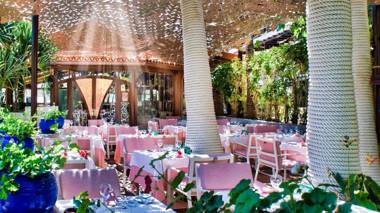 Hotel Parque Tropical