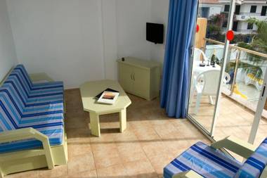 Apartamentos Karina
