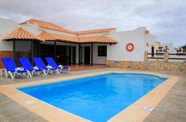 Vip Villas - Caleta Dorada