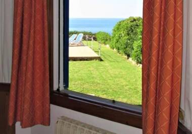 VILLA HELIOS Villa en Cala Pi con vistas despejadas