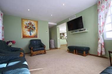 ARENDA Pino Alto Villa Gallo