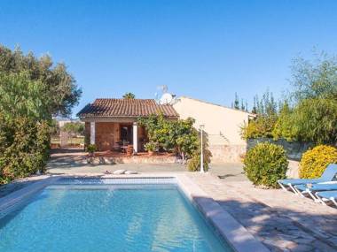 Can Buger - Cosy 3 bedroom villa with private pool and AC