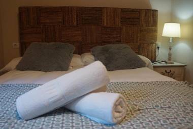 Bed and Snow Apartments