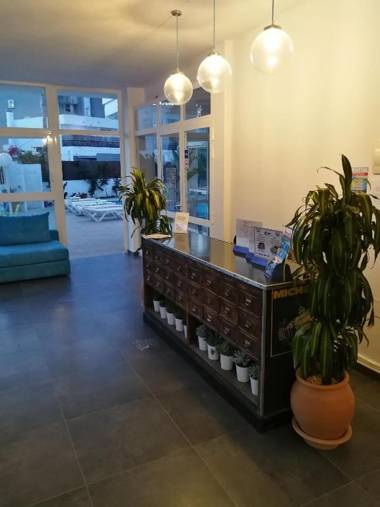 Apartamentos Es Cantó