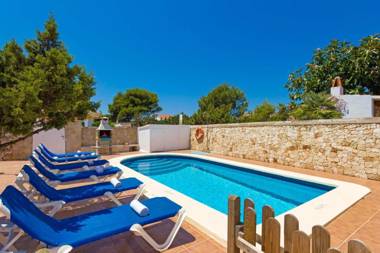 Villa Casa Blanca by Villa Plus