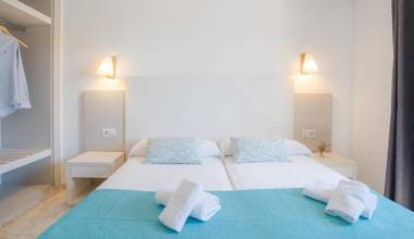 Apartamentos Lentiscos by MIJ