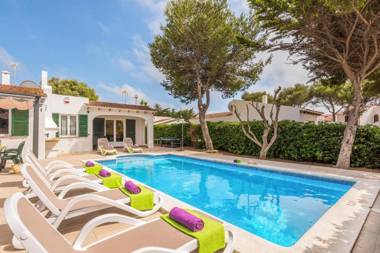 Villa Isi by Villa Plus