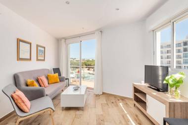 5 soles 3 bedroom apartment Santandria