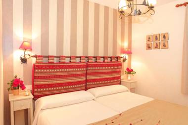 Apartamentos Albá Casa Alquesera