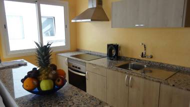 Apartamentos Cala Llonga