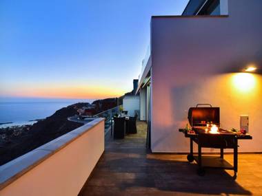 Penthouse Beyond Amadores