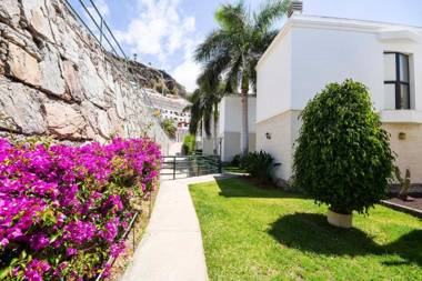 Sunshine Beach Villas