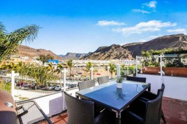 Harbour 374 with private roof terrace in Puerto de Mogan