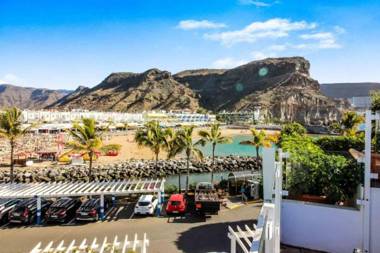 Harbour 374 with private roof terrace in Puerto de Mogan