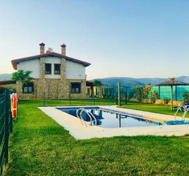 Apartamentos Rurales La Fatela