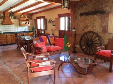 Casa Rural El Lirón