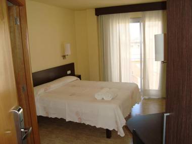 Hostal Sant Sadurní