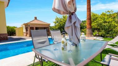 Casa Huerta Alejo Alozaina by Ruralidays