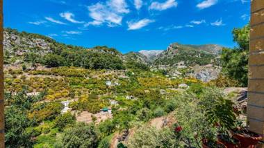 Casa Victoria Alozaina by Ruralidays