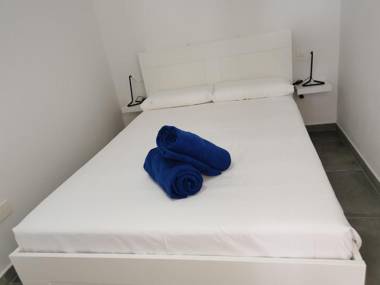 Apartamentos Anjomacar I