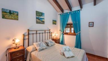 Casa El Trigal Villanueva de la Concepcion by Ruralidays