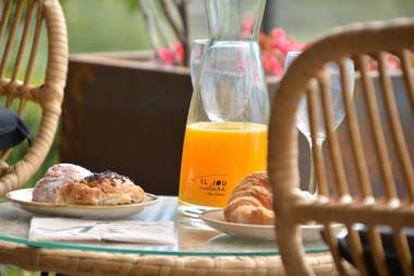 Hotel Familiar El Jou Nature