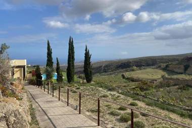 Casa rural con vistas maravillosas en Arico