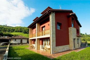 Apartamentos Rurales Argame