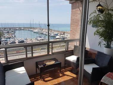 Lydia's Port Nautic & Beach