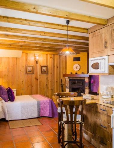 Apartamentos Rurales L´Abiseu