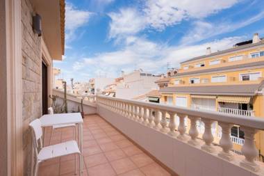 Piso Primera linea Jakarta 3