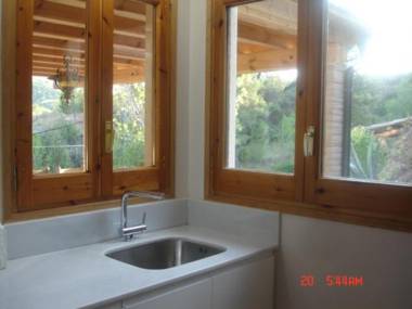 Ca l' Ermitanyo- Casa Torre Blanca