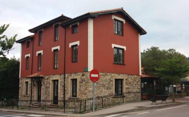 Hostal Lierganes Fluviarium Rooms