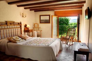 Hotel Rural "El Patio de la Morera"