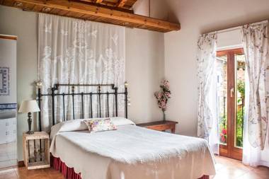 Hotel Rural "El Patio de la Morera"