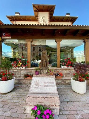 Hostal La Cuna del Sella