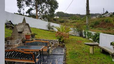 3 bedrooms house with sea view and balcony at Viveiro