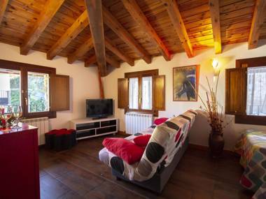 Cozy Mansion in Torrecilla en Cameros with Mountain View