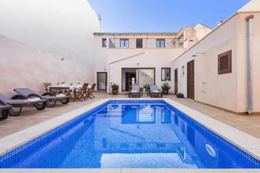 Sa Placeta new reformed large town house with pool