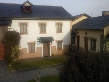 Apartamentos Rurales Romallande