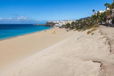 Apartment near the beach big terrace with nice sea views wifi and parking