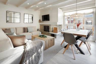 Val de Ruda Luxe 61 by FeelFree Rentals