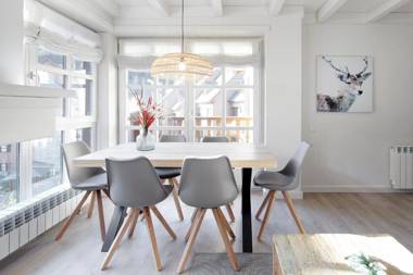 Val de Ruda Luxe 61 by FeelFree Rentals