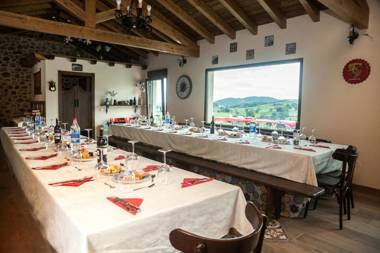 Apartamentos Rurales Sobremazas