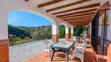 Villa El Terral Riogordo by Ruralidays