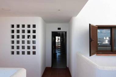 Palmera apartamento con balcón azotea y piscina comunitaria