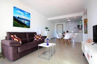 Casa Tapas y vino apartamento con jardin y piscina comunitaria