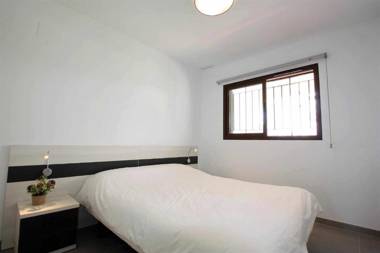 Casa Hermanos apartamento cerca de la playa con piscina compartida