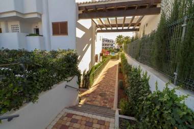 Casa Caracoles gran apartamento en piscina comunitaria