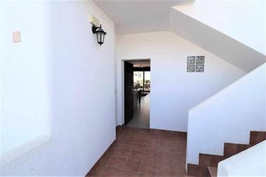 Jazmines amplio apartamento frente al mar con piscinas compartidas